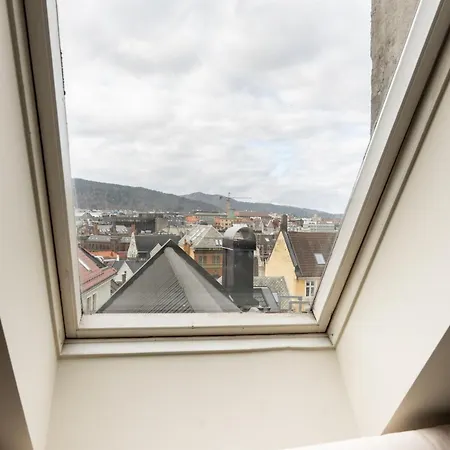 Appartement Large In Historical Street *